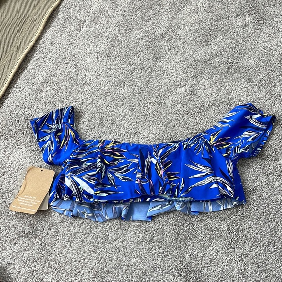 Hobie Swim off the shoulder Blue tropical print swim top bikini, size Medium - Picture 3 of 8